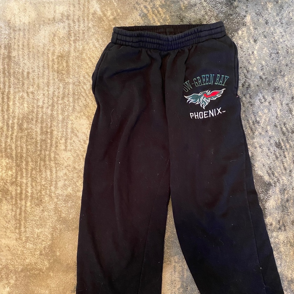 UWGB black embroidered sweatpants in size Large